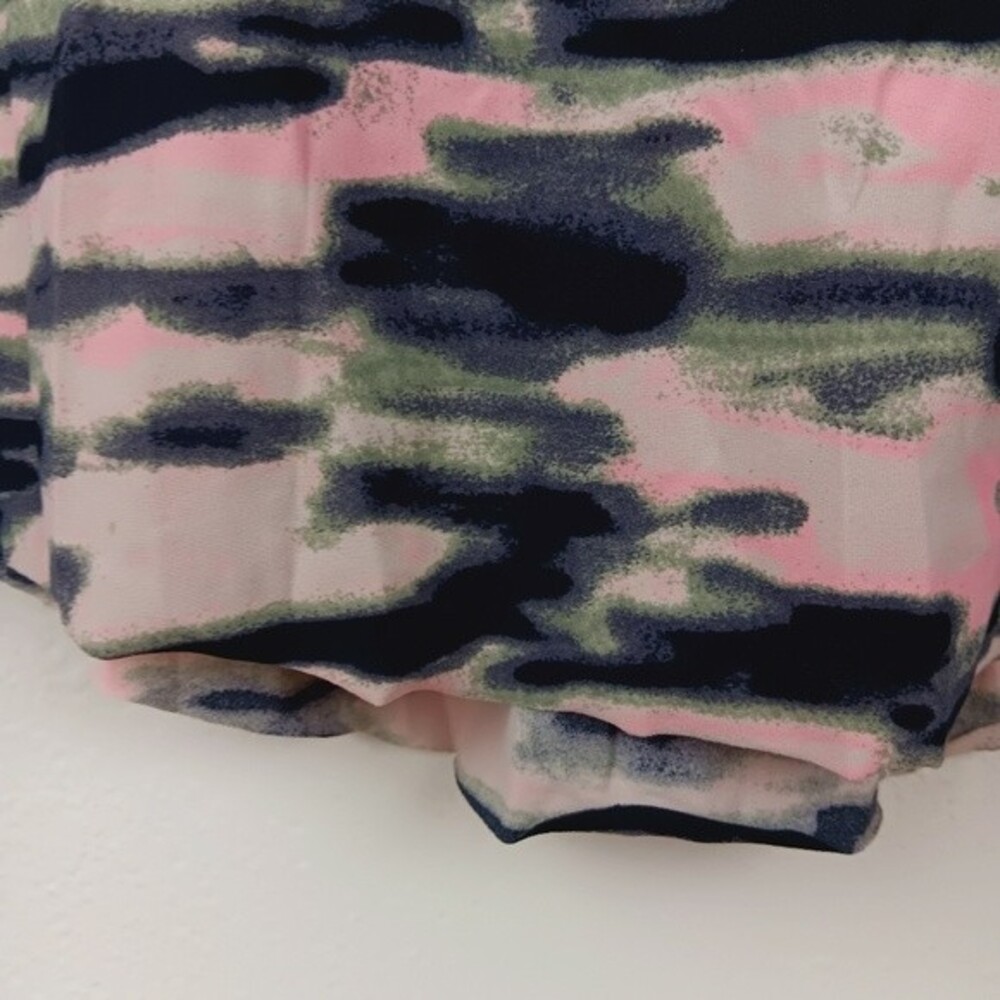 Lululemon Water Bound‎ Singlet - Picture 5 of 11